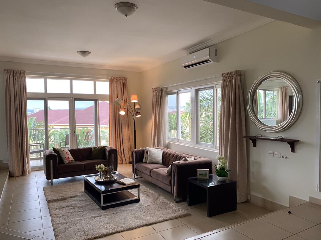 Cliffside Apartment, Airport Residential