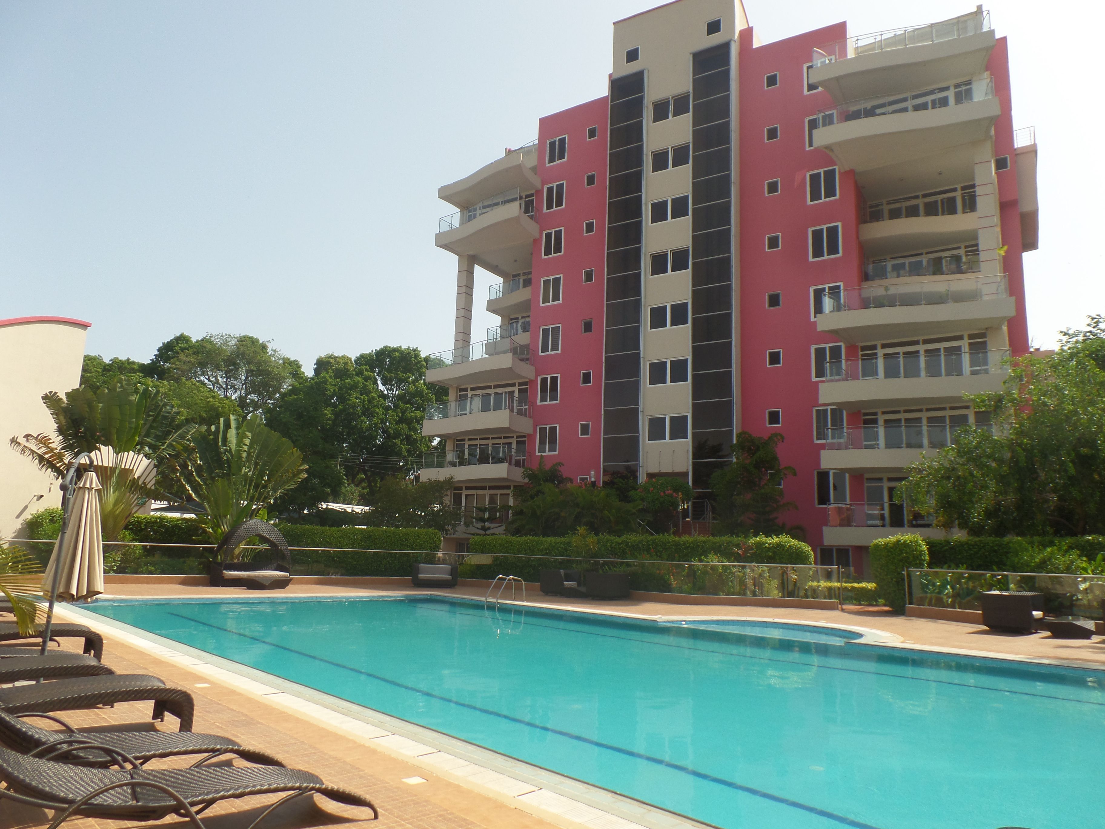 Cliffside Apartment, Airport Residential