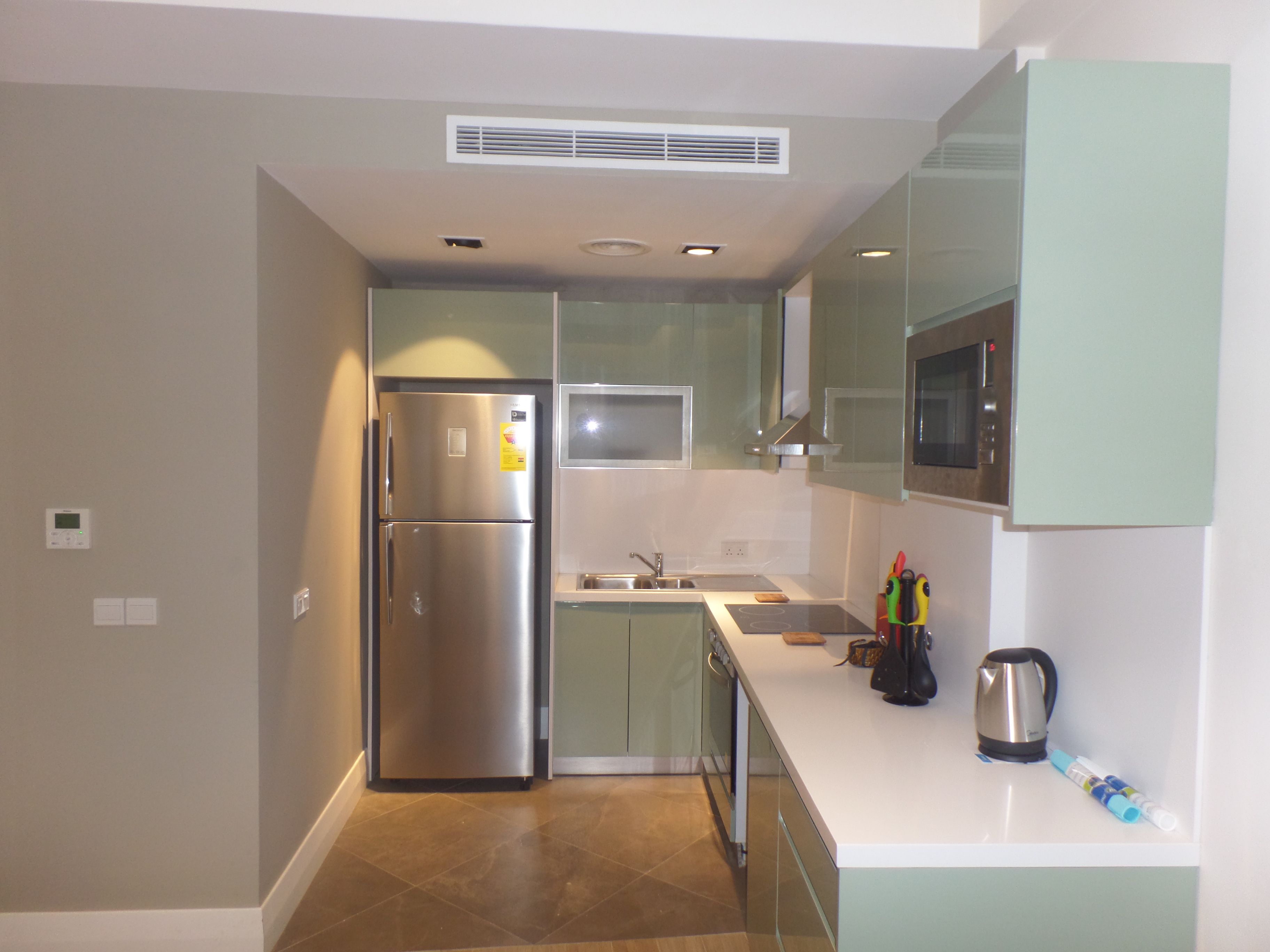 Cliffside Apartment, Airport Residential