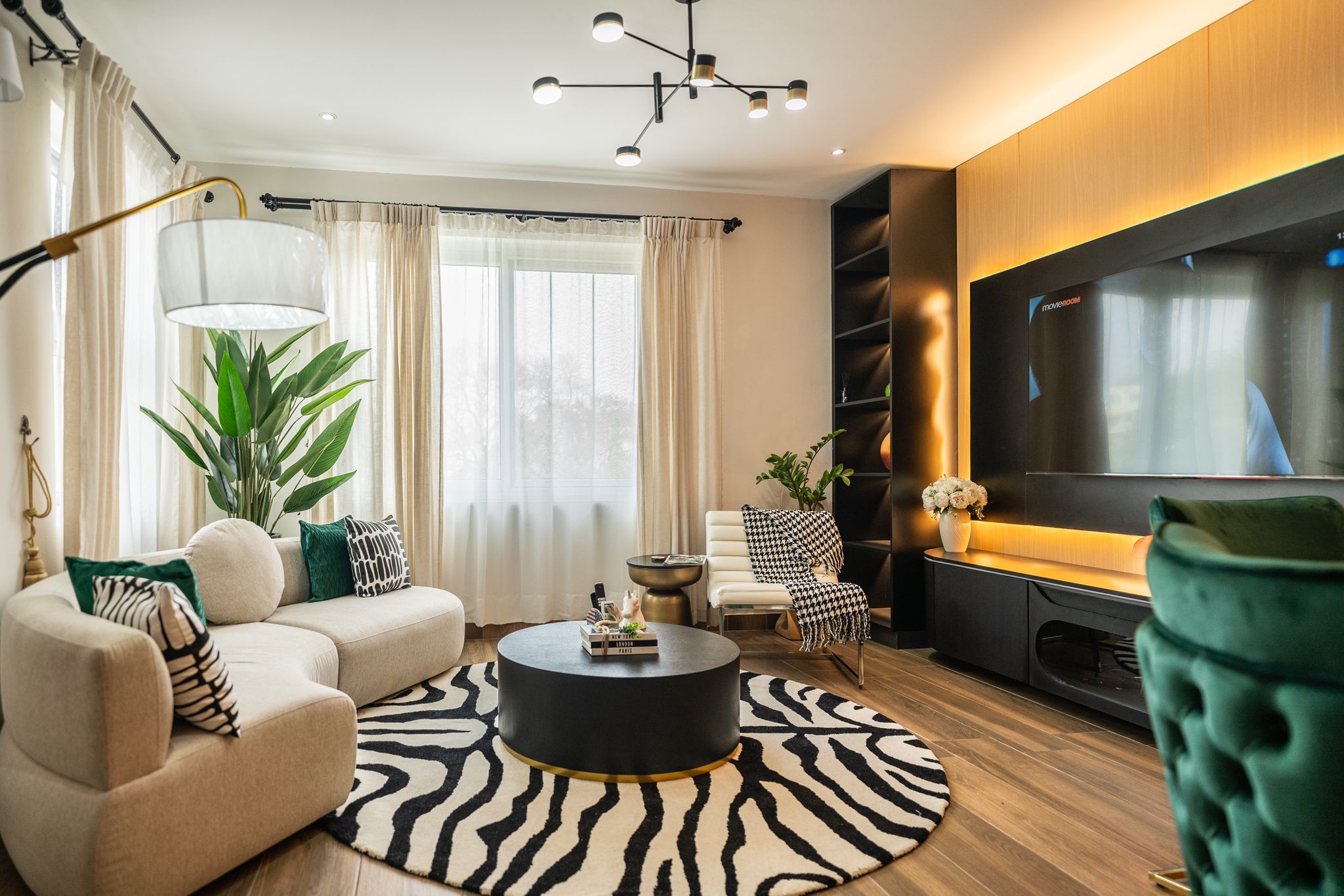 Cliffside Apartment, Airport Residential