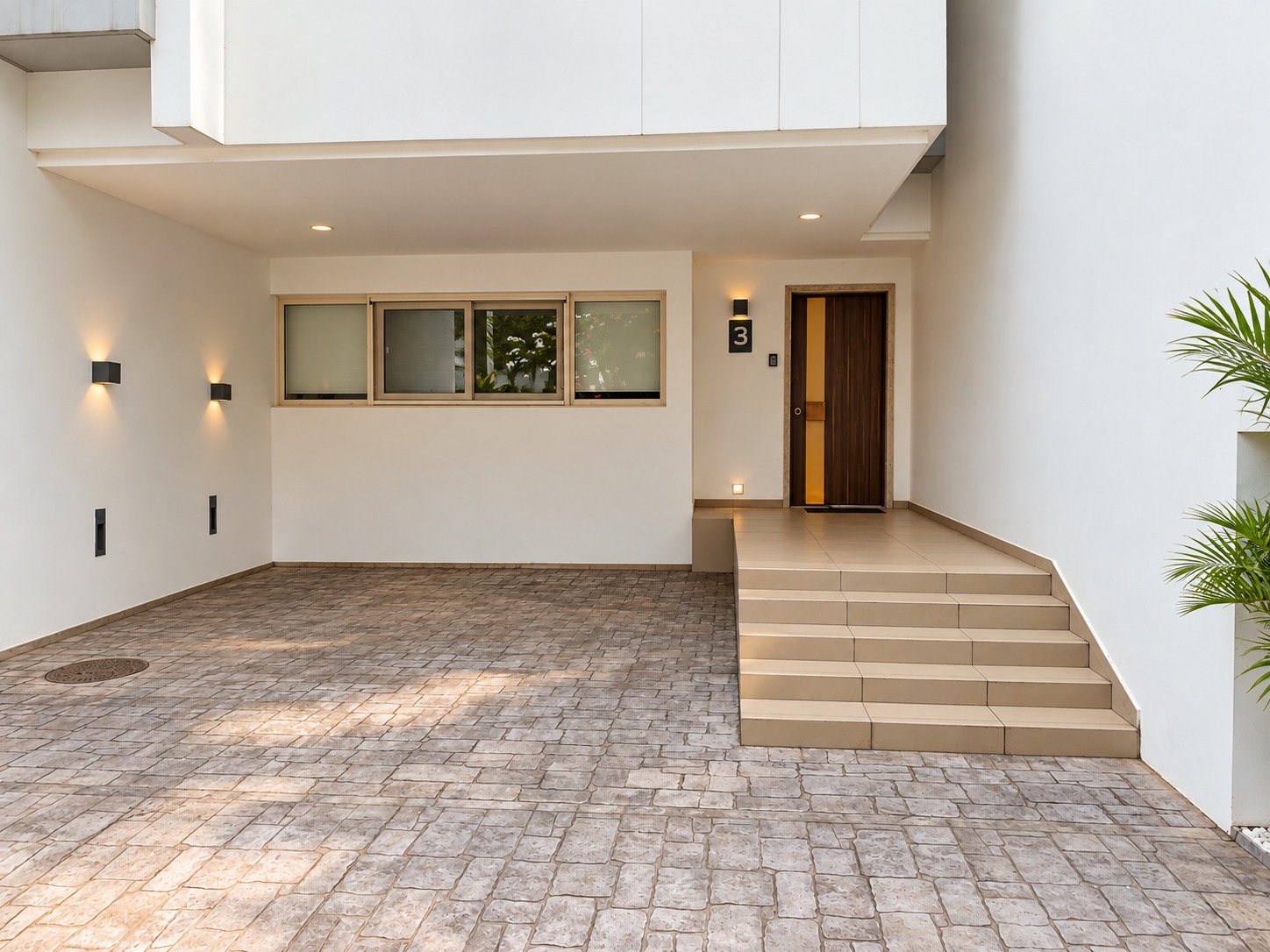 Cliffside Apartment, Airport Residential