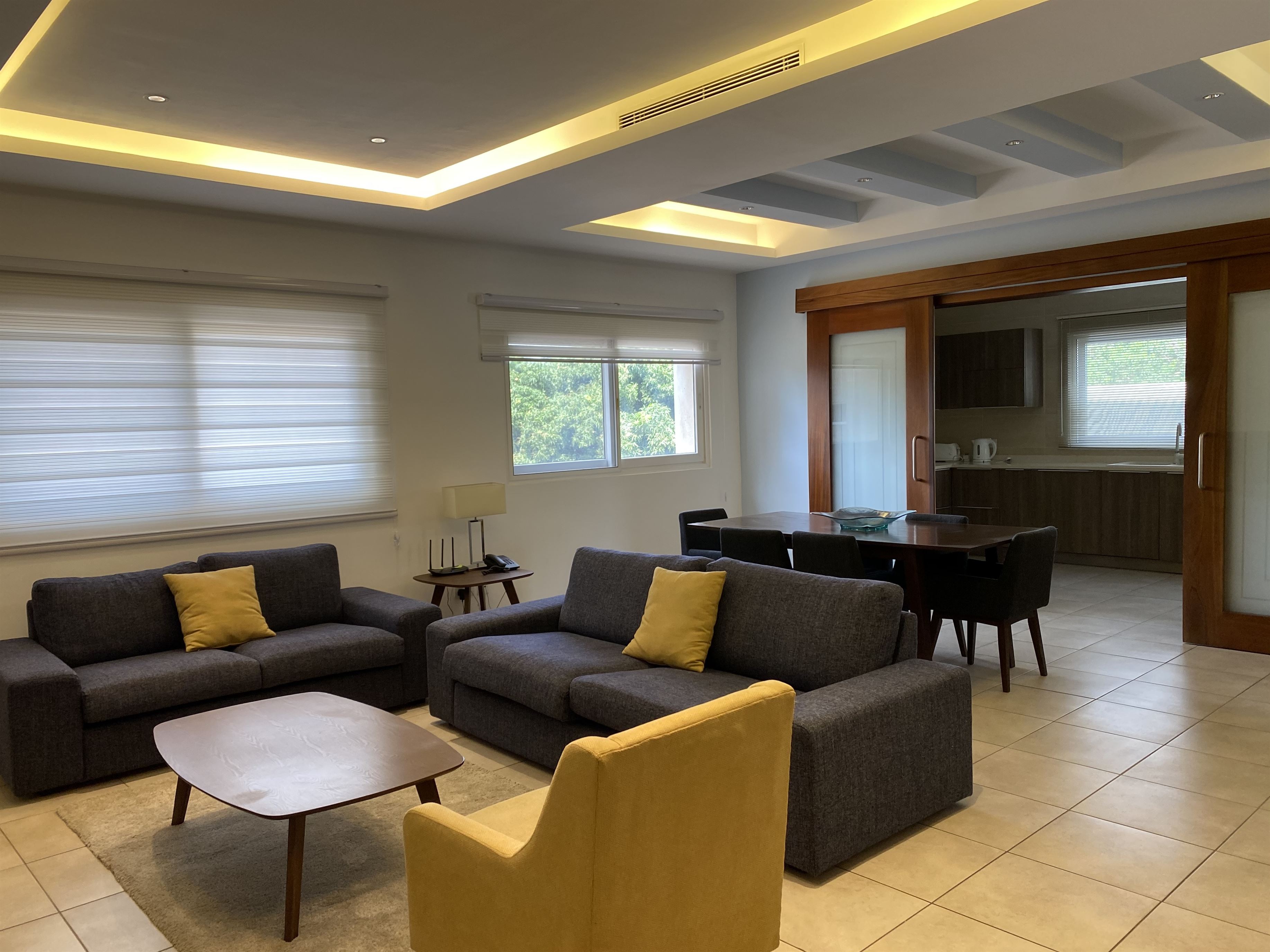 Cliffside Apartment, Airport Residential