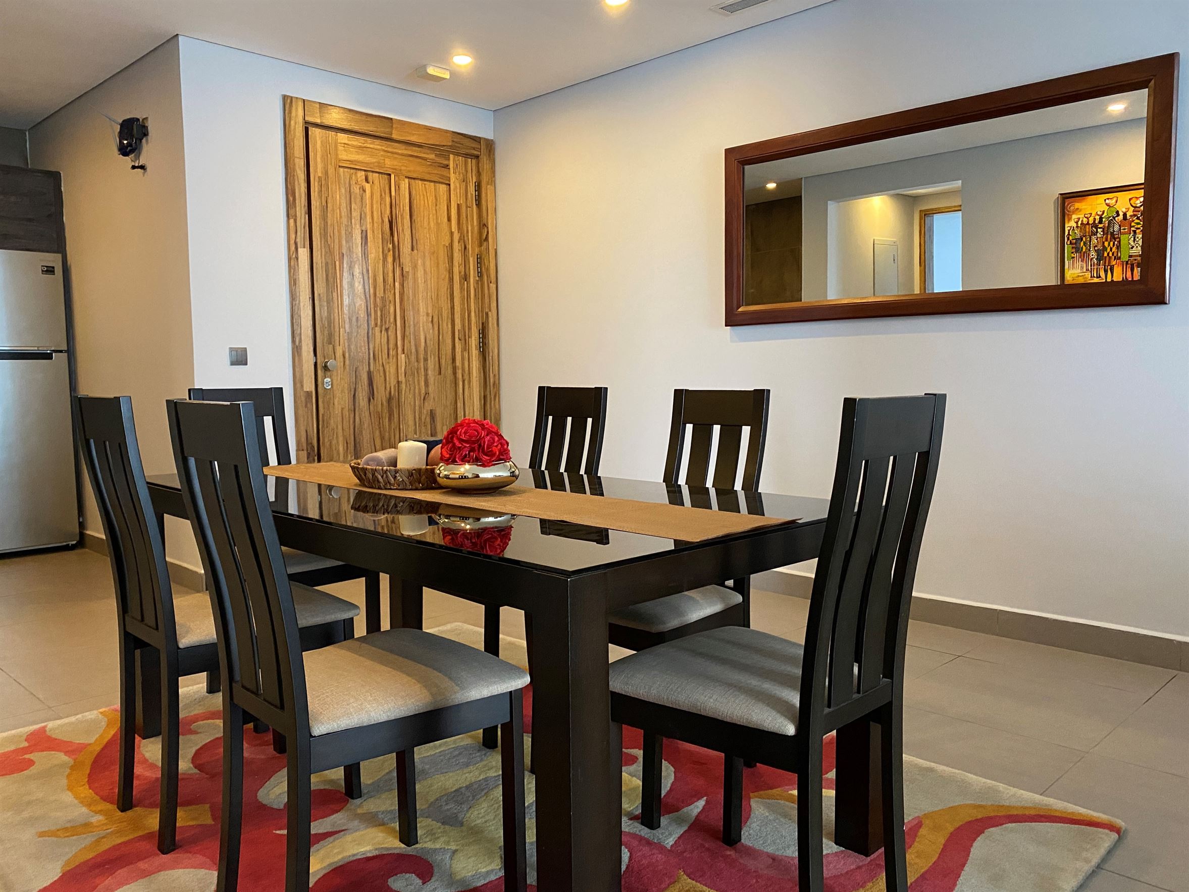 Cliffside Apartment, Airport Residential
