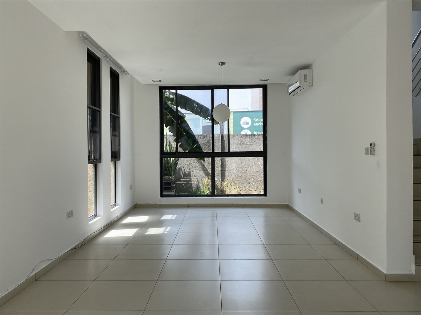 Cliffside Apartment, Airport Residential