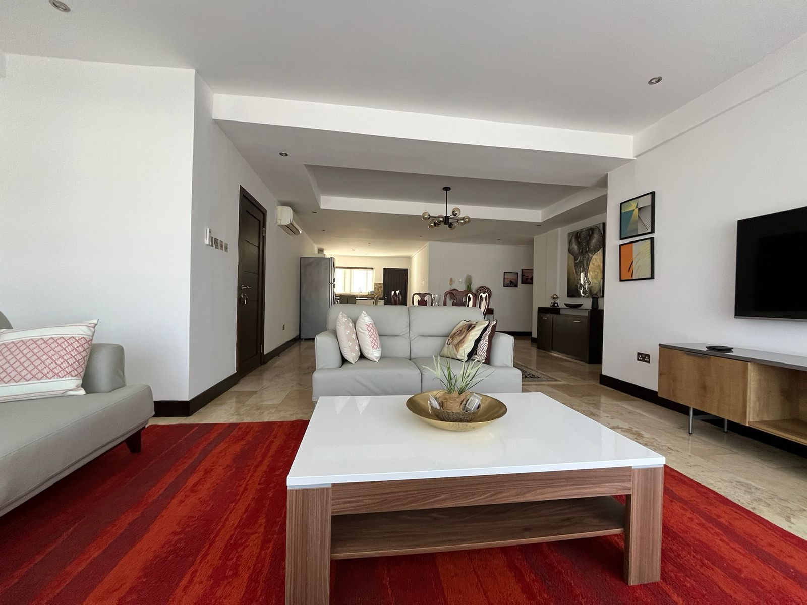 Cliffside Apartment, Airport Residential