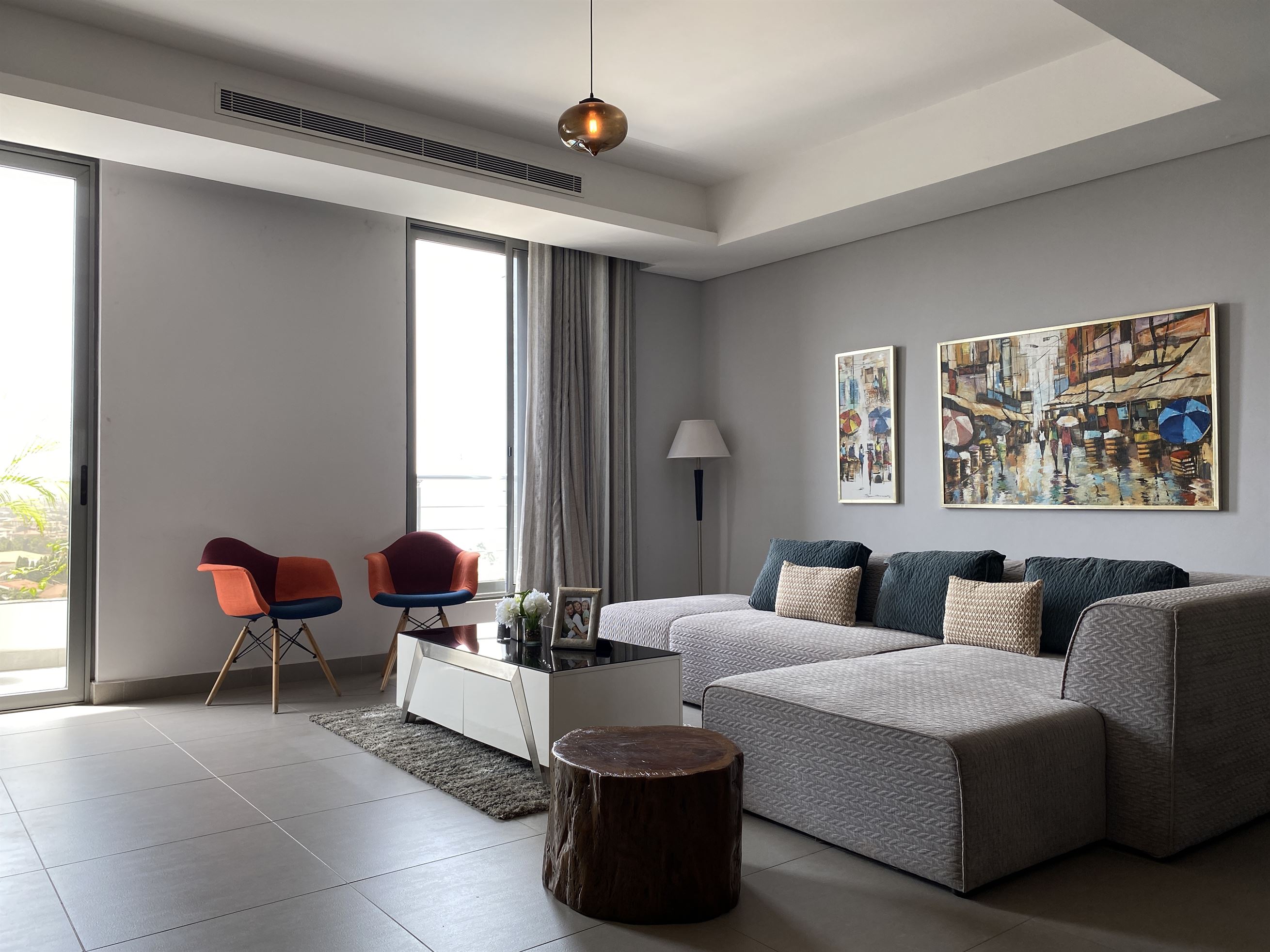 Cliffside Apartment, Airport Residential