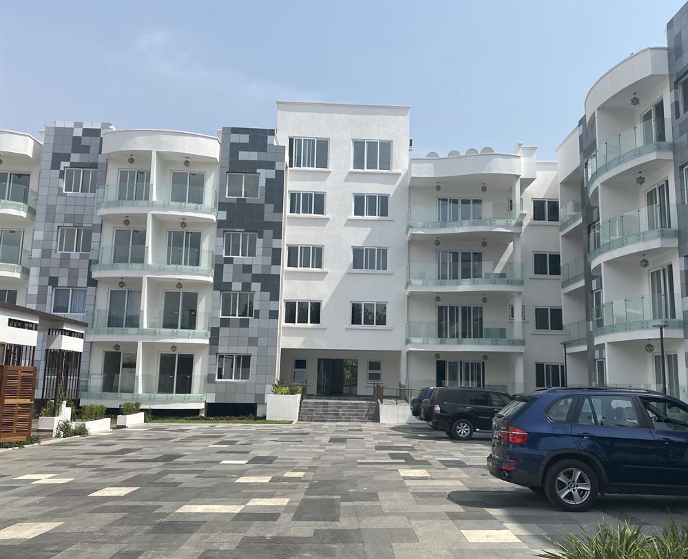 Cliffside Apartment, Airport Residential