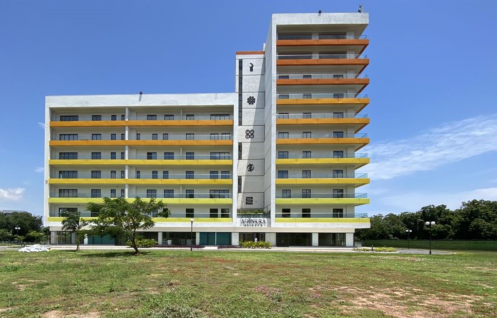 Cliffside Apartment, Airport Residential
