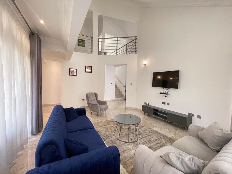 Cliffside Apartment, Airport Residential