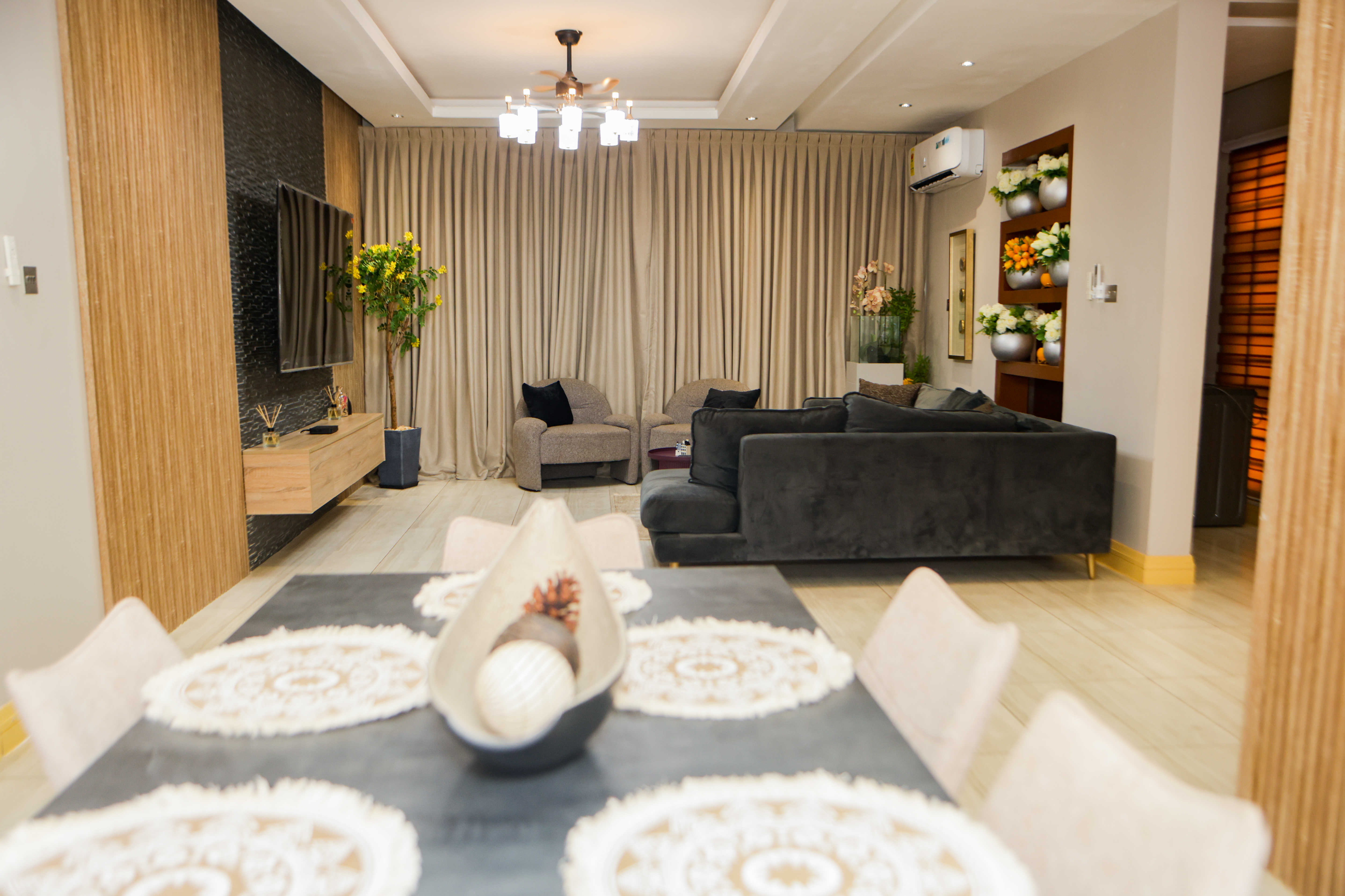 Cliffside Apartment, Airport Residential