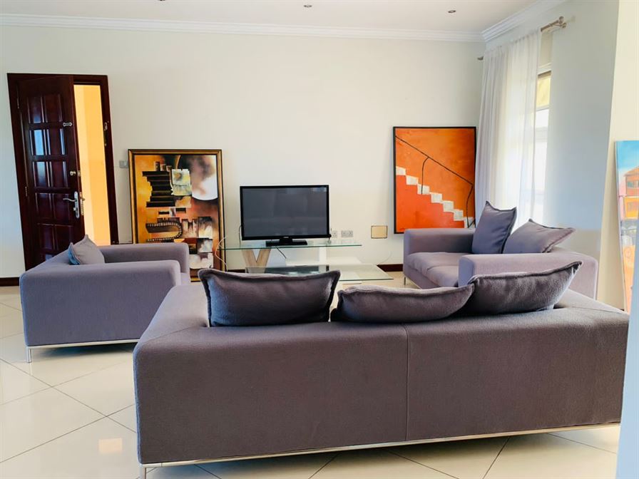 Cliffside Apartment, Airport Residential