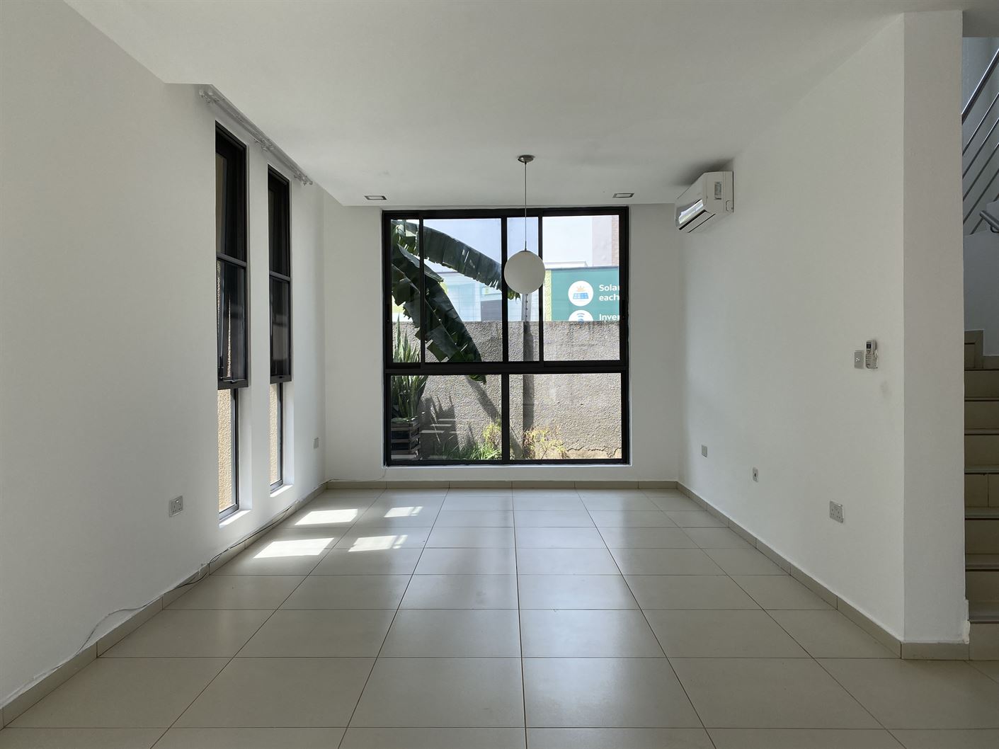 Cliffside Apartment, Airport Residential
