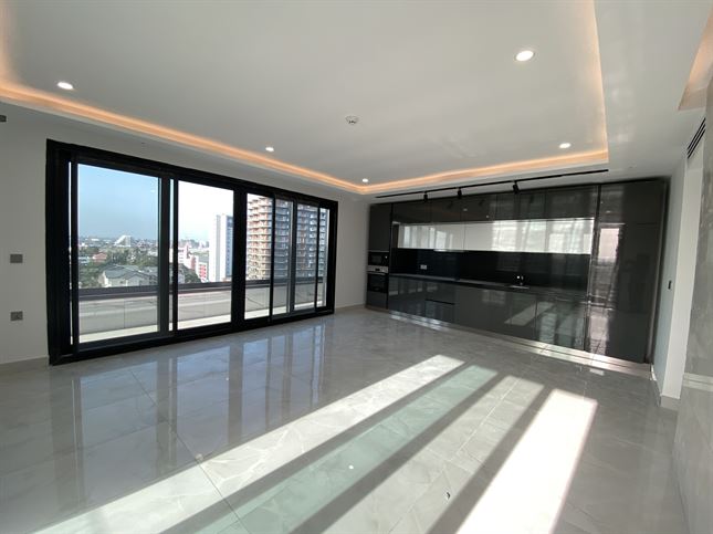 Cliffside Apartment, Airport Residential