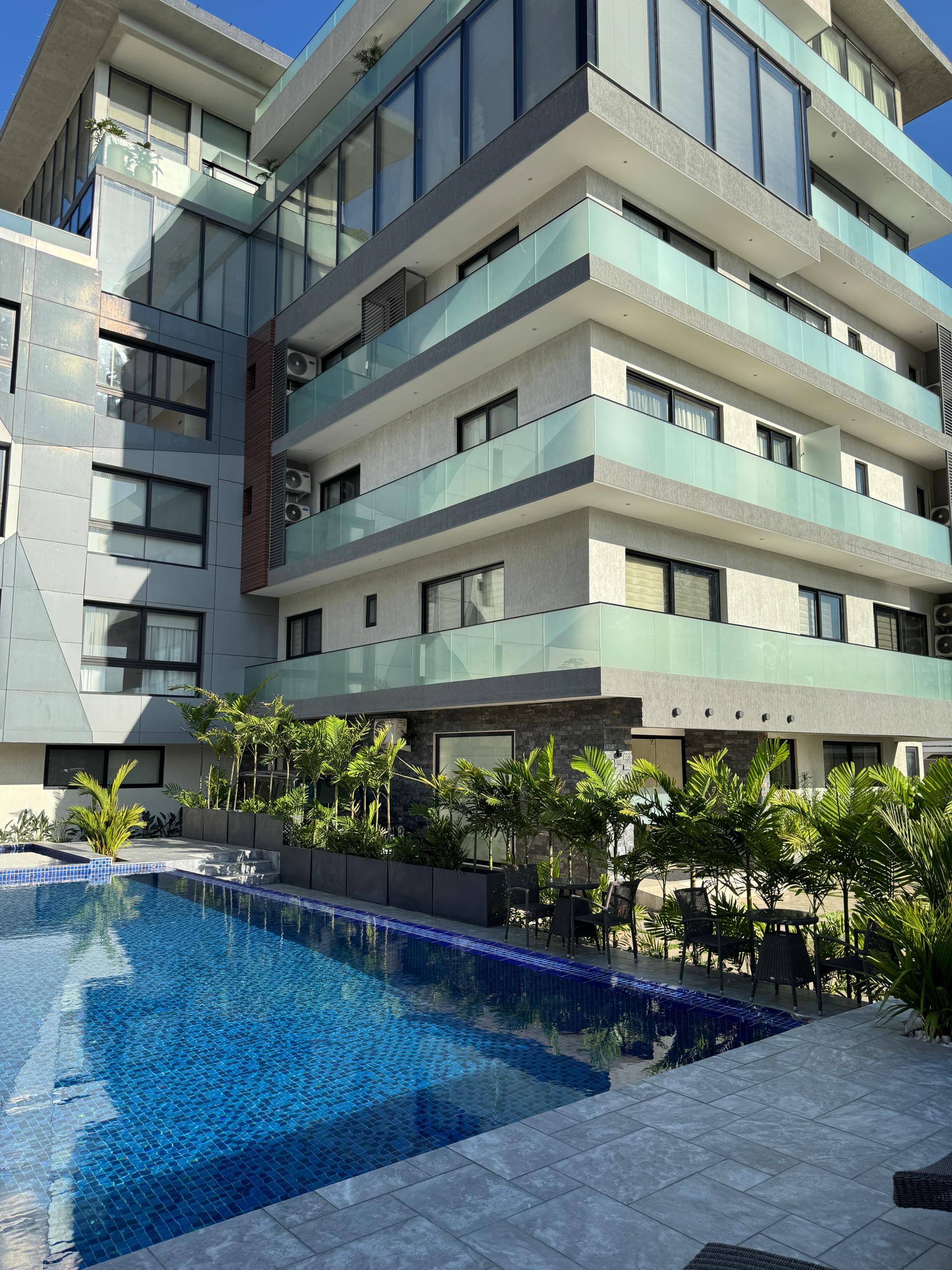 Cliffside Apartment, Airport Residential