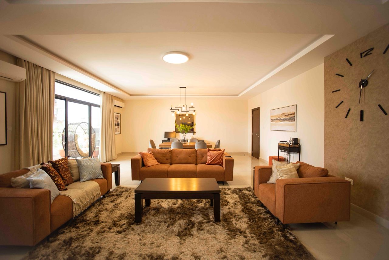 Cliffside Apartment, Airport Residential
