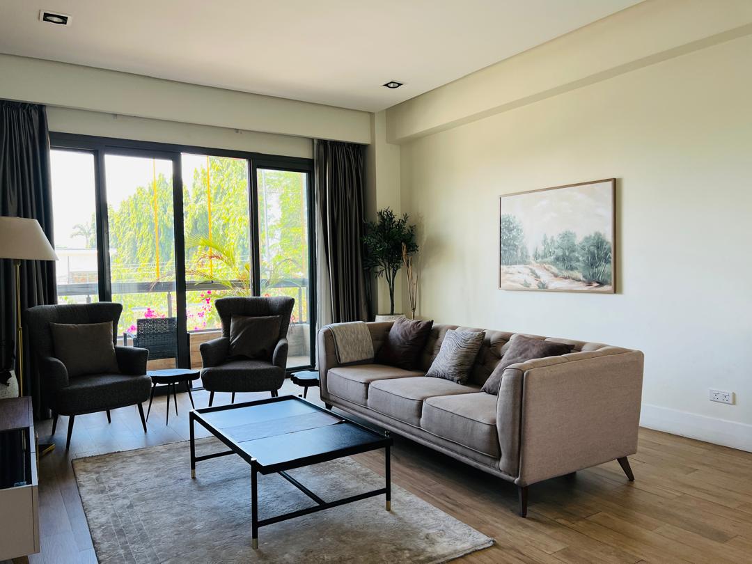 Cliffside Apartment, Airport Residential