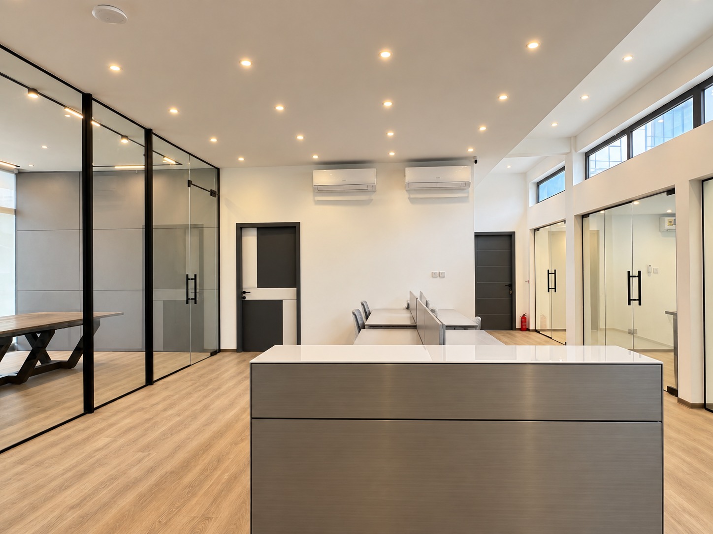 Cliffside Apartment, Airport Residential