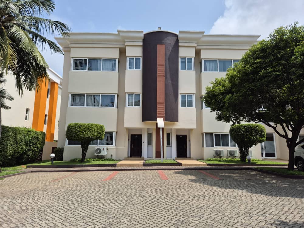 Cliffside Apartment, Airport Residential