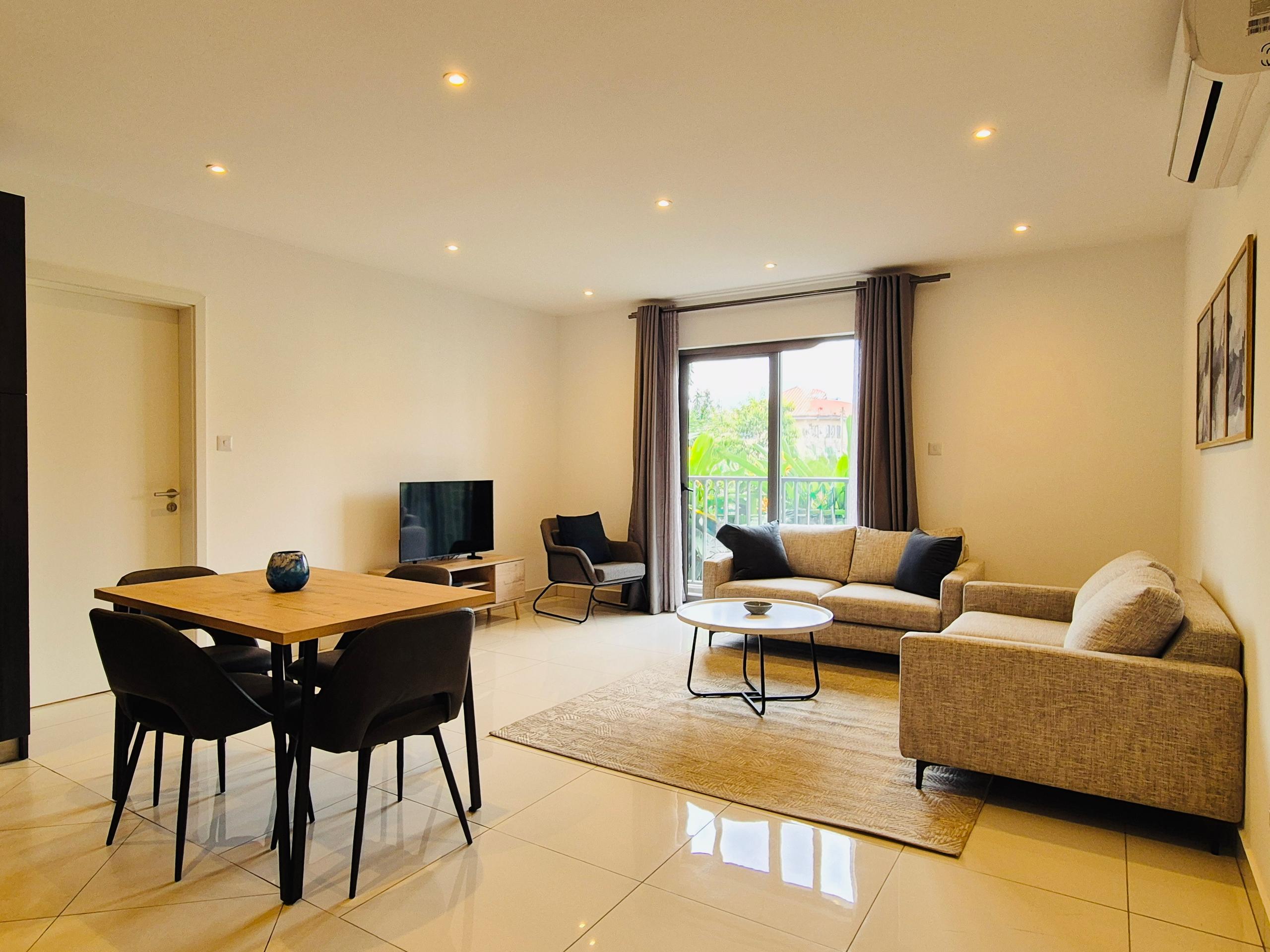 Cliffside Apartment, Airport Residential