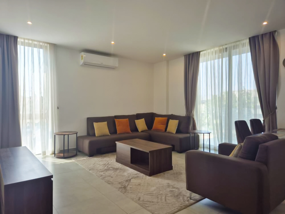 Cliffside Apartment, Airport Residential