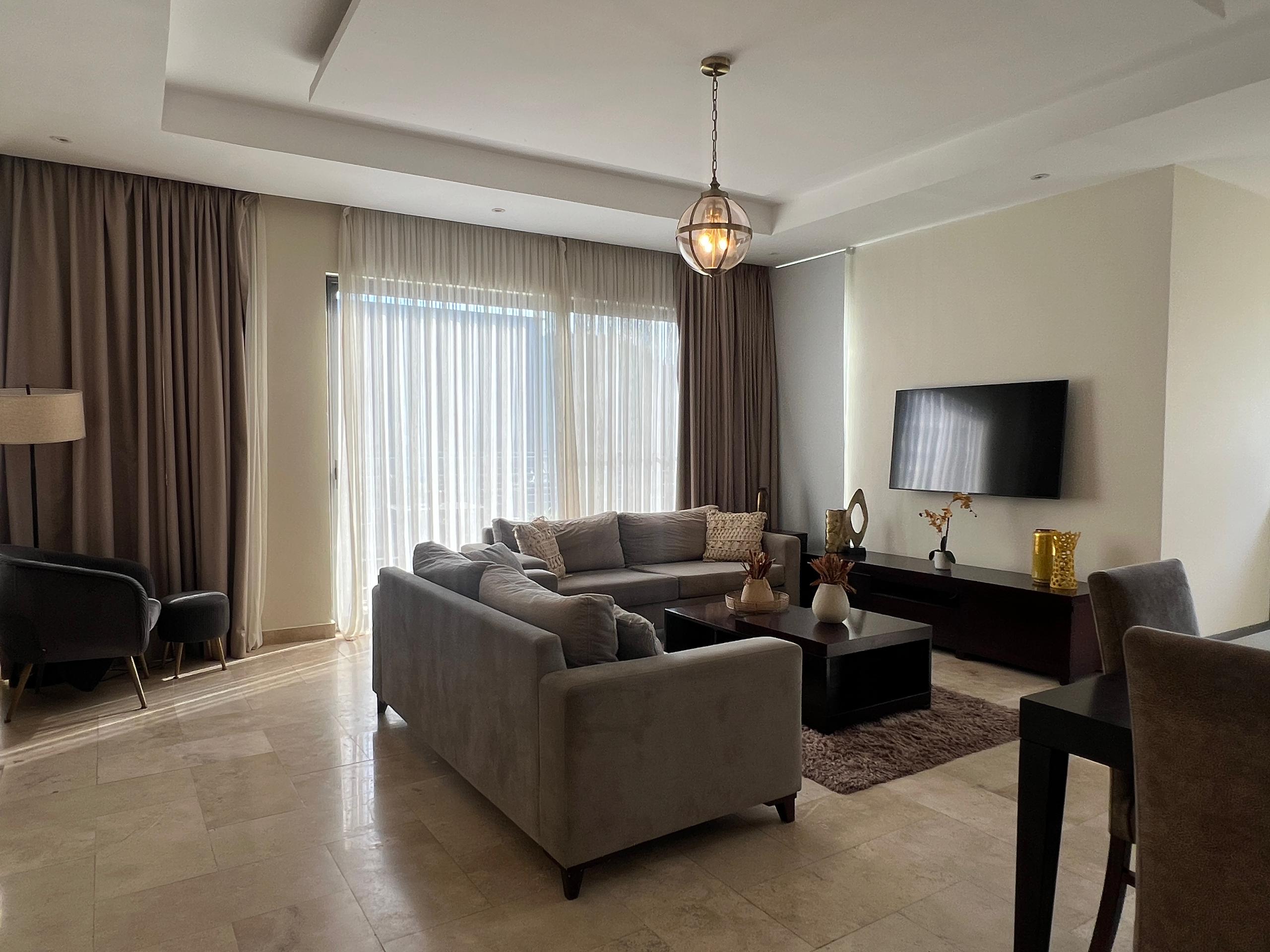 Cliffside Apartment, Airport Residential