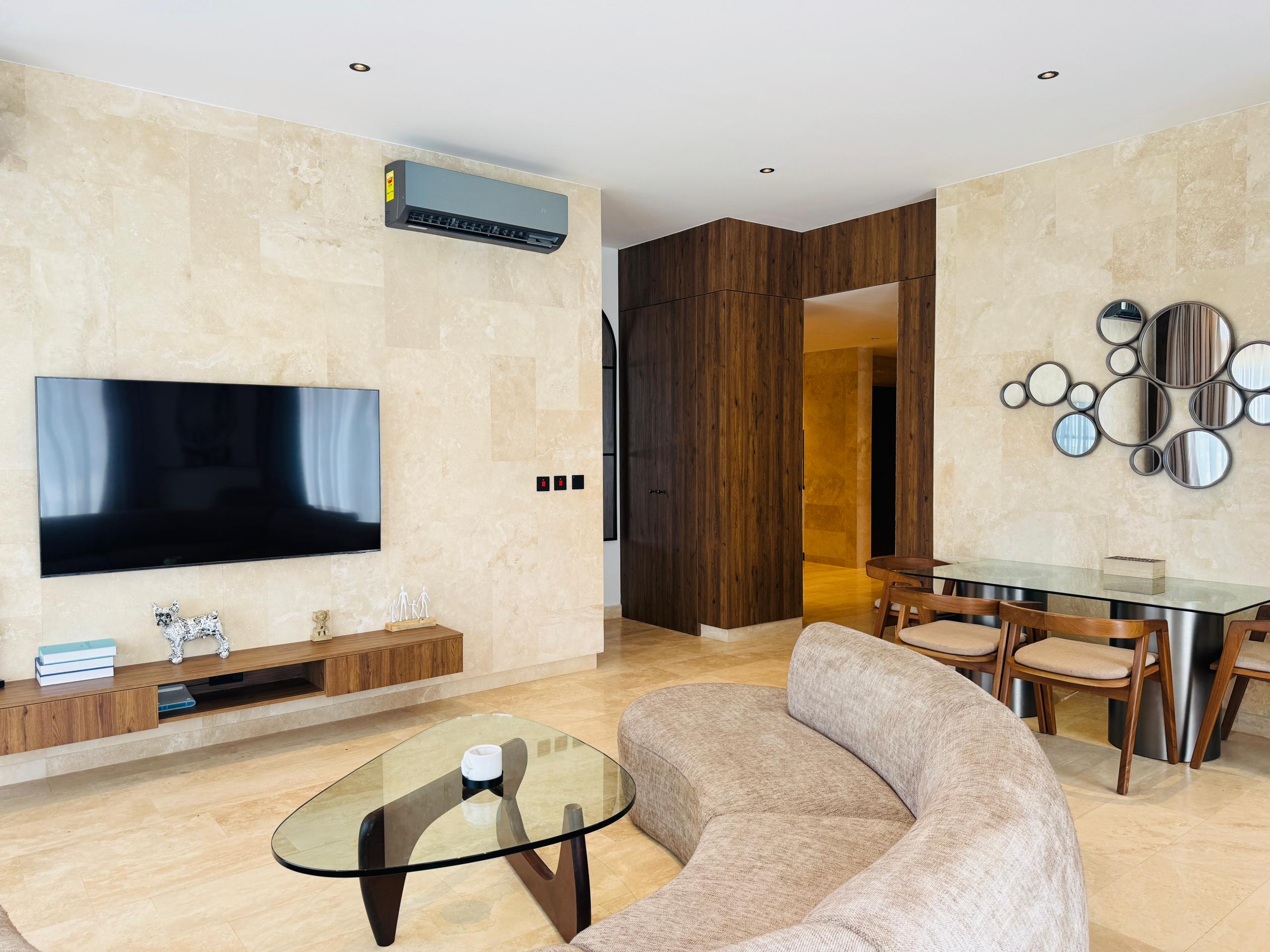 Cliffside Apartment, Airport Residential