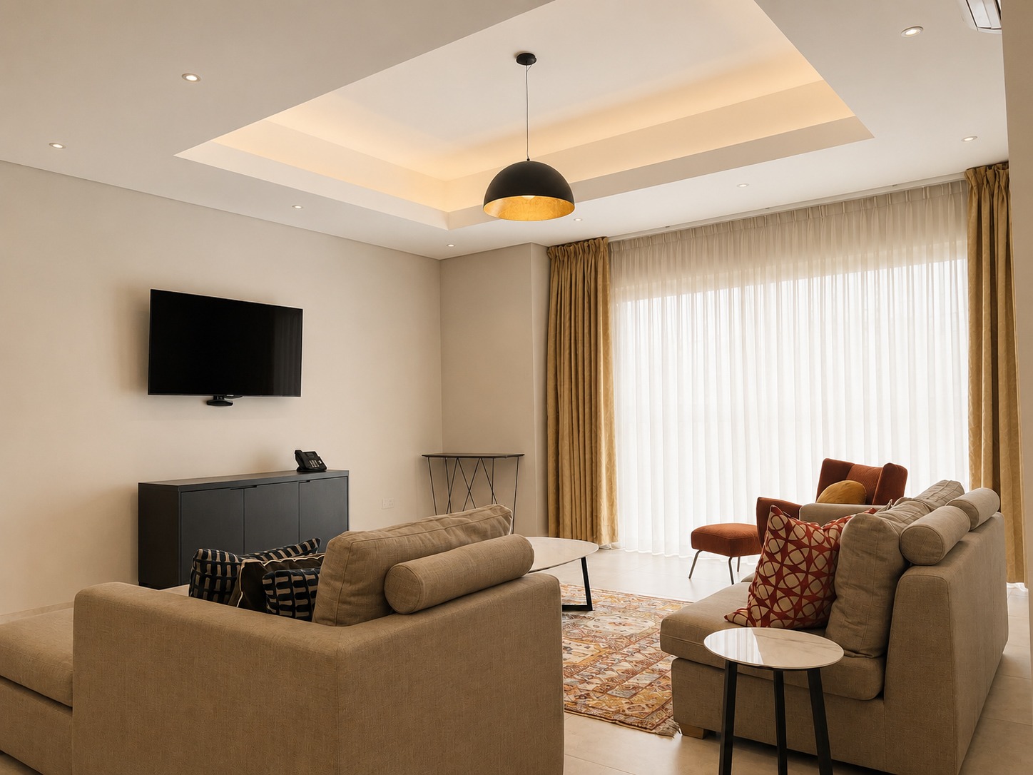 Cliffside Apartment, Airport Residential