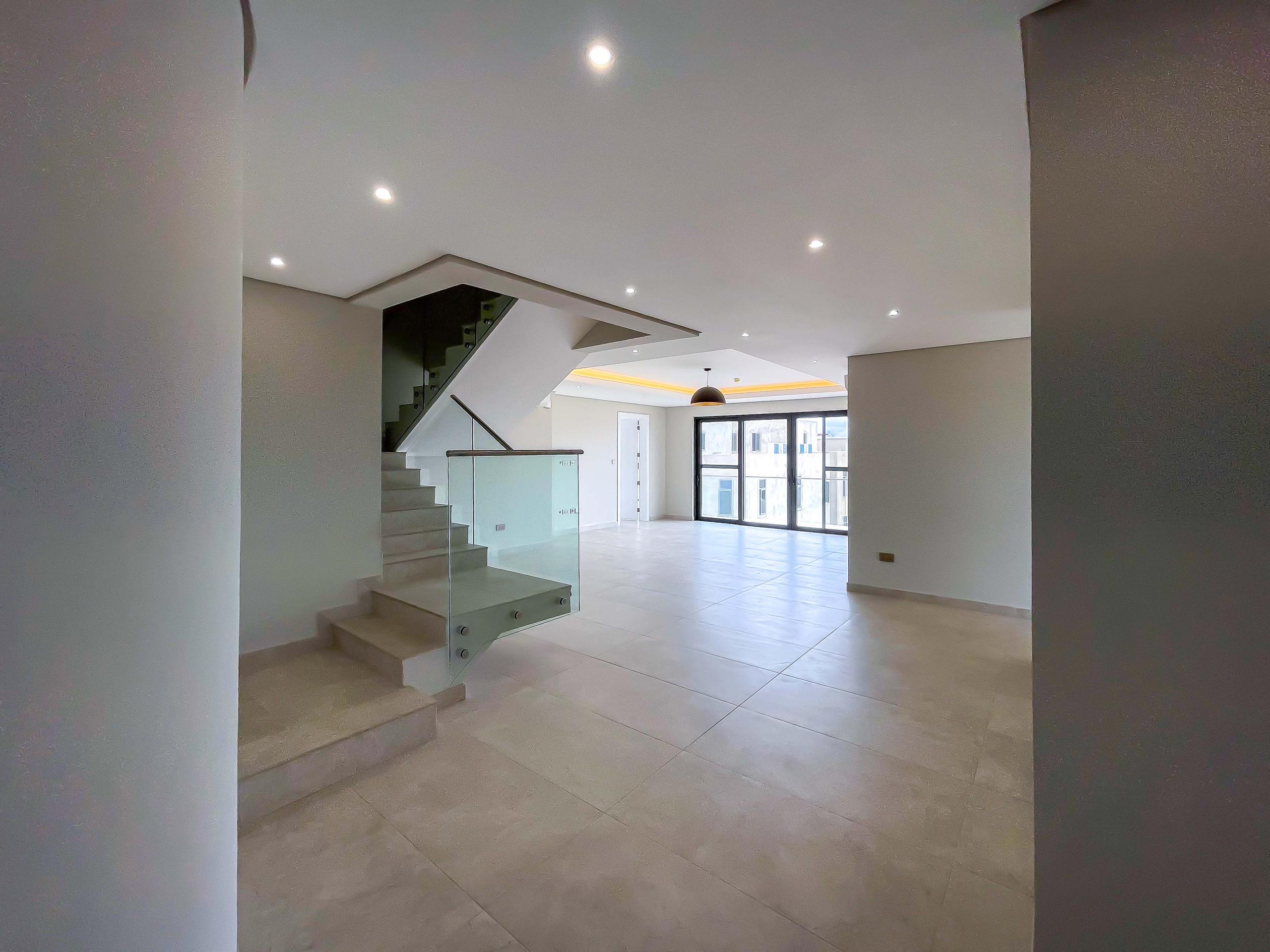 Cliffside Apartment, Airport Residential