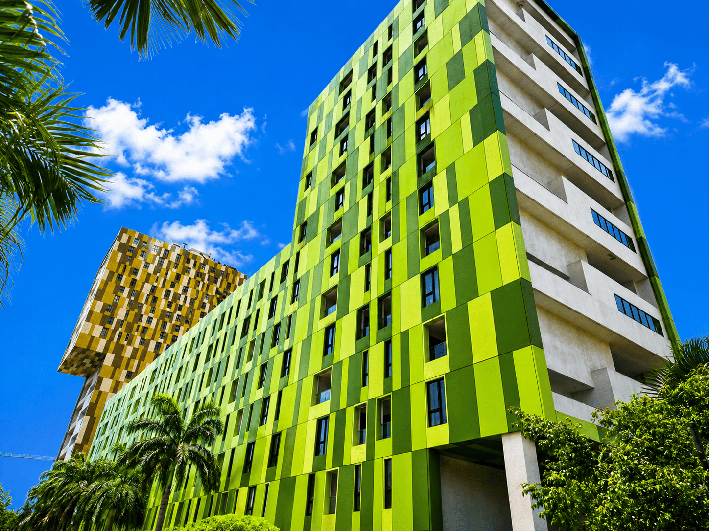 Cliffside Apartment, Airport Residential