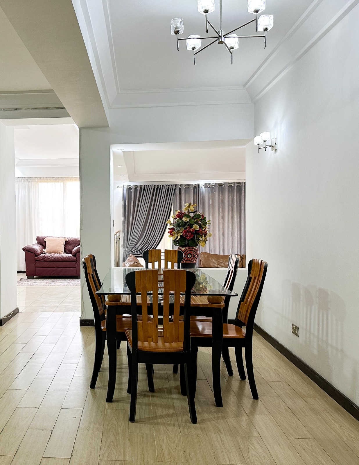 Cliffside Apartment, Airport Residential