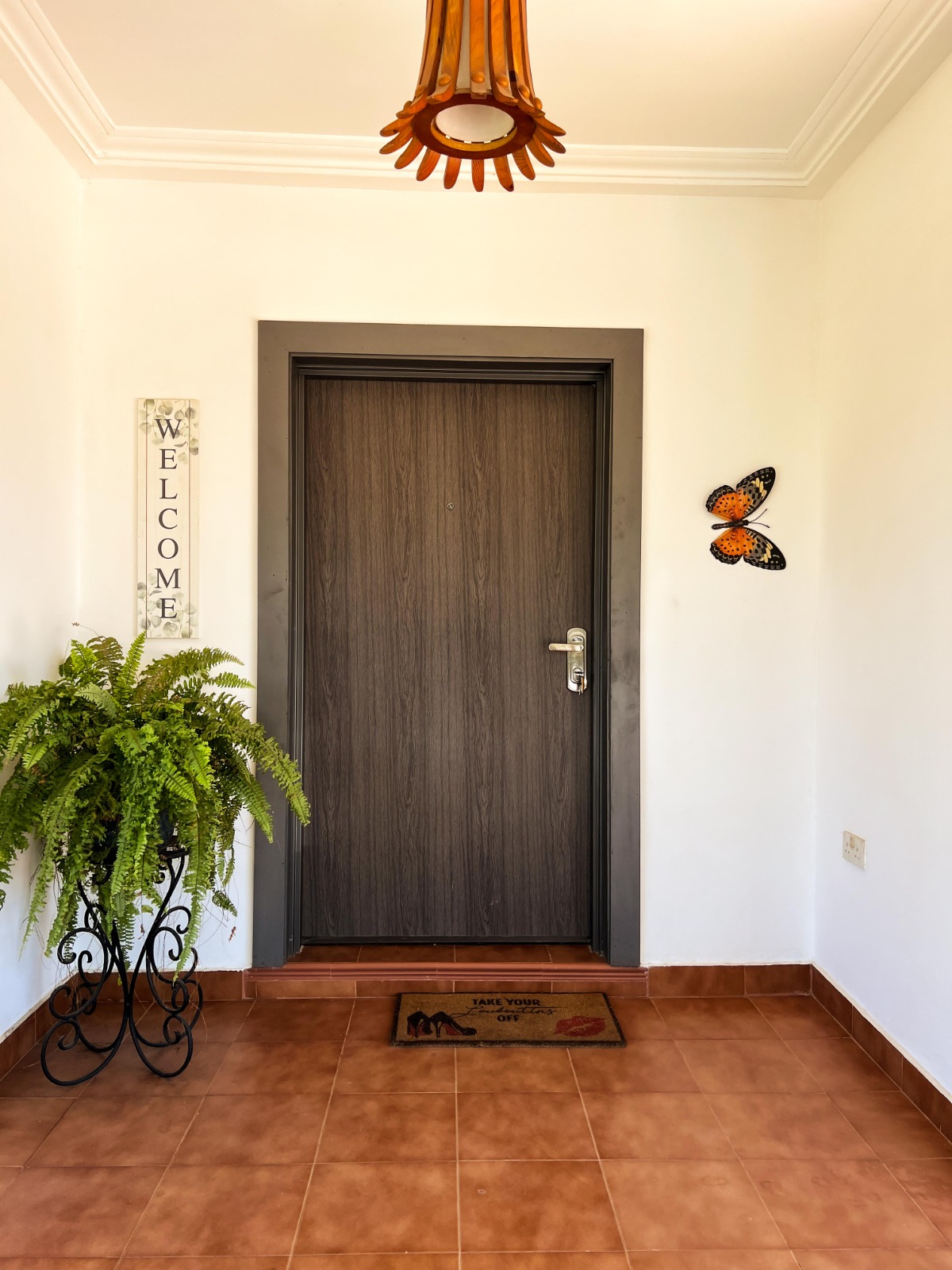 Cliffside Apartment, Airport Residential