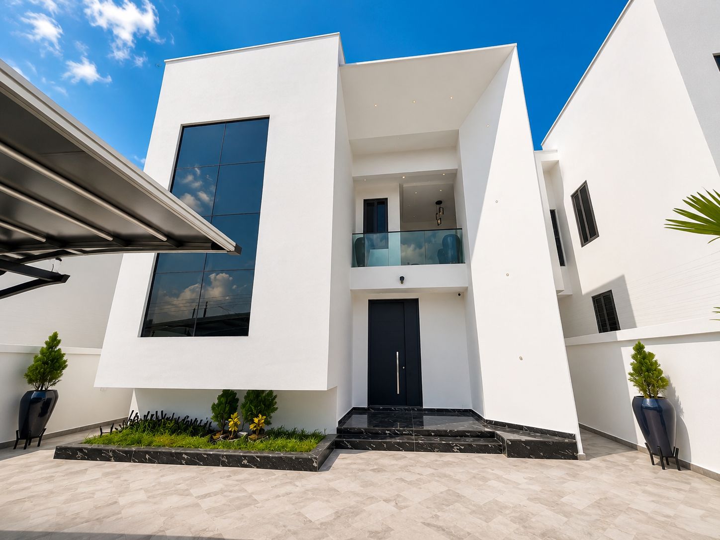 Cliffside Apartment, Airport Residential