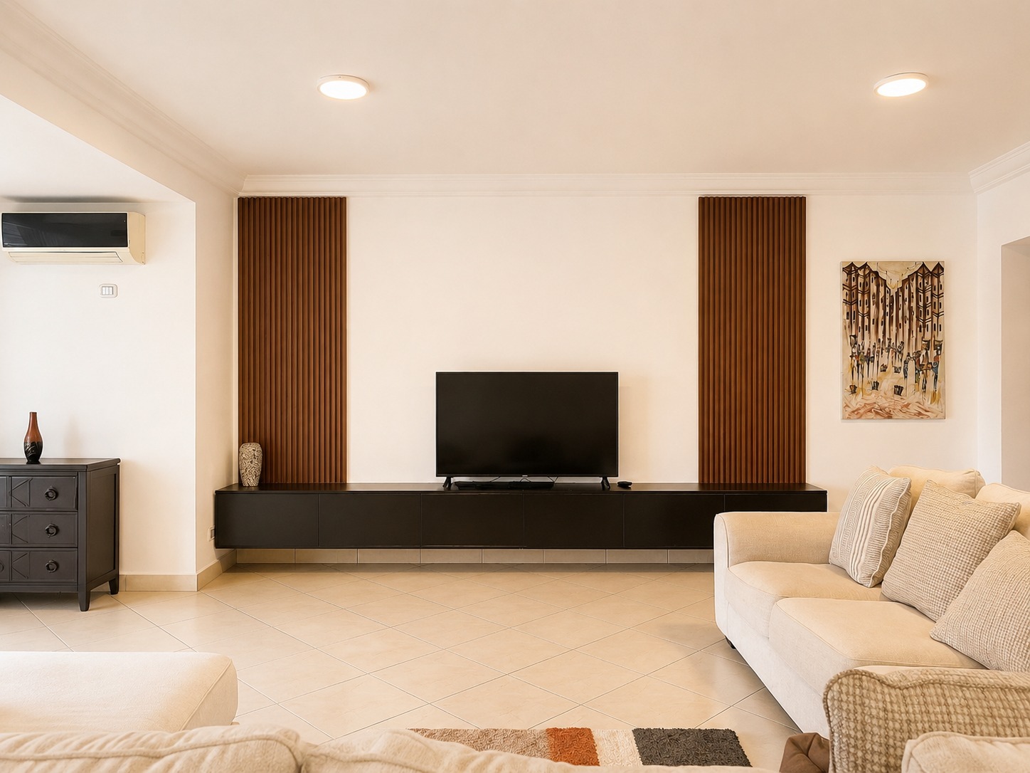 Cliffside Apartment, Airport Residential