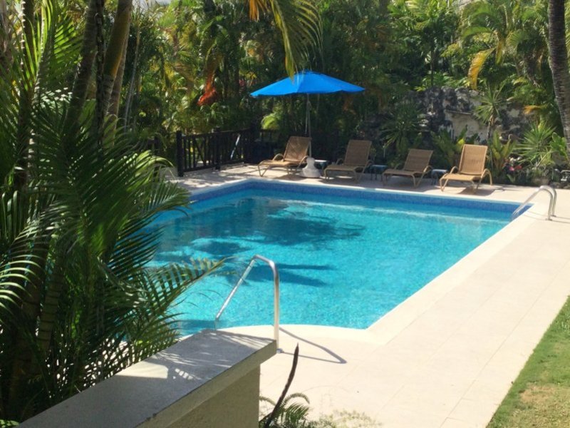 5 bed House/Villa For Sale in Sandy Lane, 