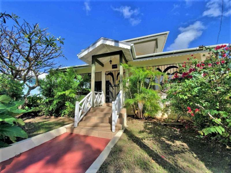 3 bed House/Villa For Sale in Rockley, 