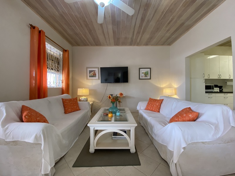 2 bed Apartment/Condo For Sale in Rockley, 