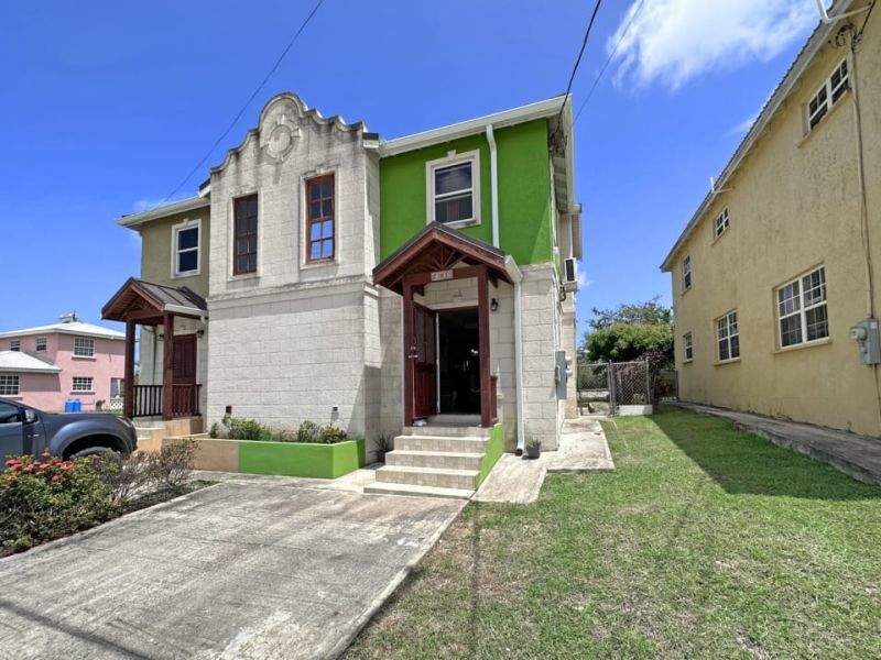 2 bed Townhouse For Sale in Lowthers, 