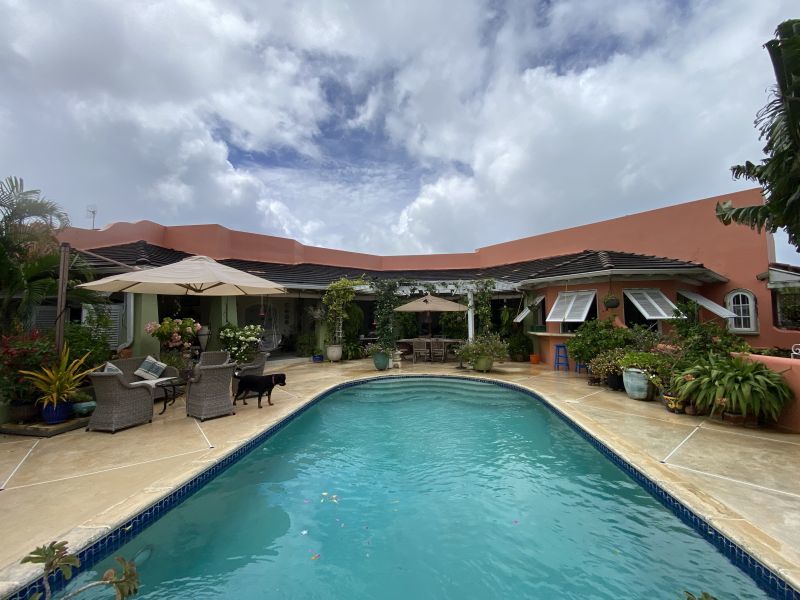 4 bed House/Villa For Sale in Durants, 