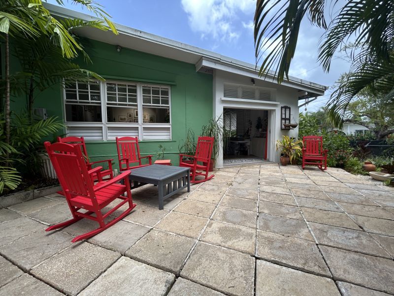 4 bed House/Villa For Sale in Holetown, 
