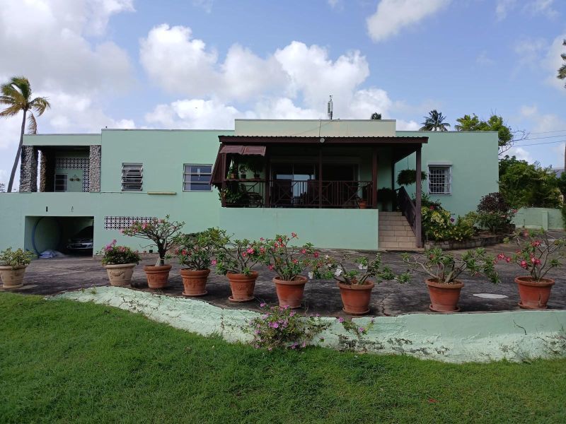 3 bed House/Villa For Sale in Spooners Hill, 