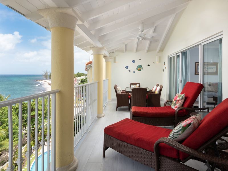 3 bed Apartment/Condo For Sale in Dover, 