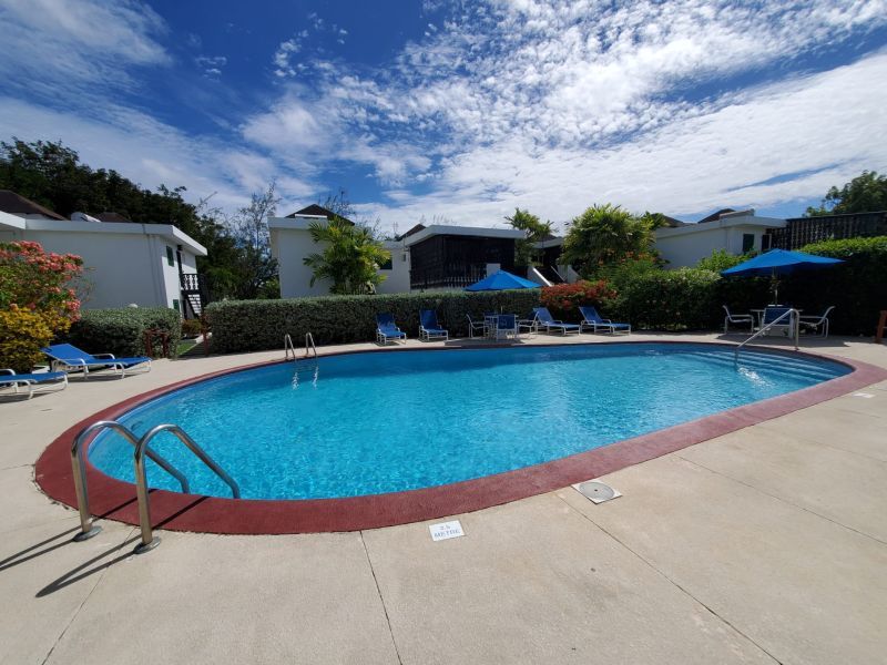 2 bed Apartment/Condo For Rent in Rockley, 