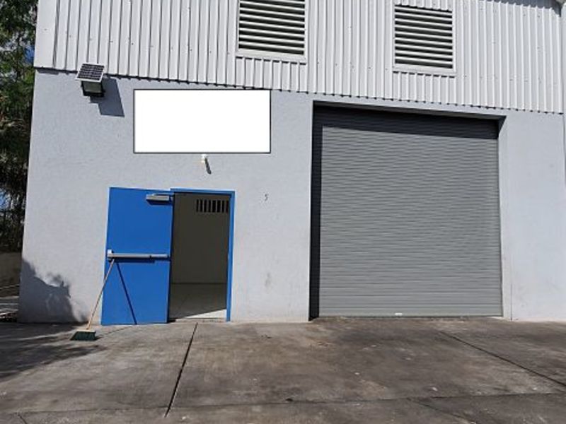 0 bed Warehouse For Rent in Pine, 