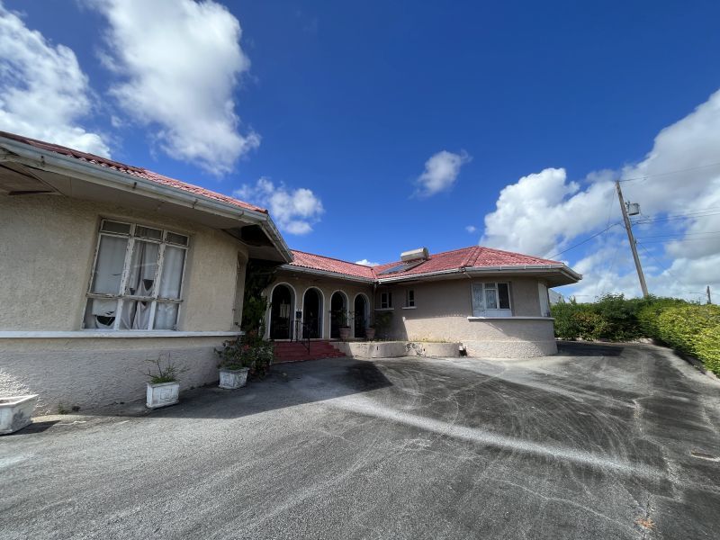 4 bed House/Villa For Sale in Rockley, 