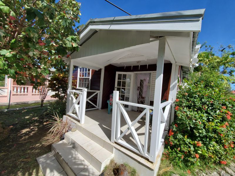 2 bed Apartment/Condo For Rent in Lower Carlton, 