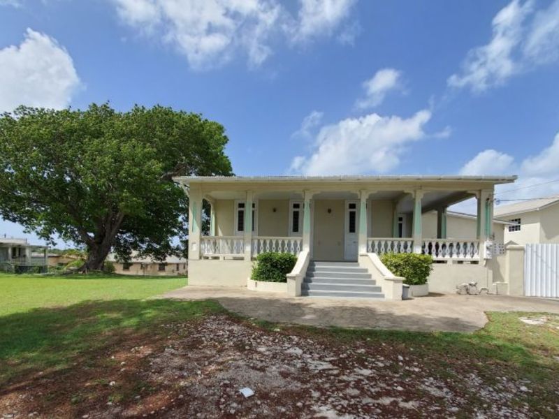 6 bed House/Villa For Sale in Enterprise, 