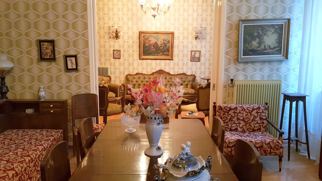 Listing photograph 6 of 12 of the apartment in Corfu Town, published by Roula Rouva Real Estate.