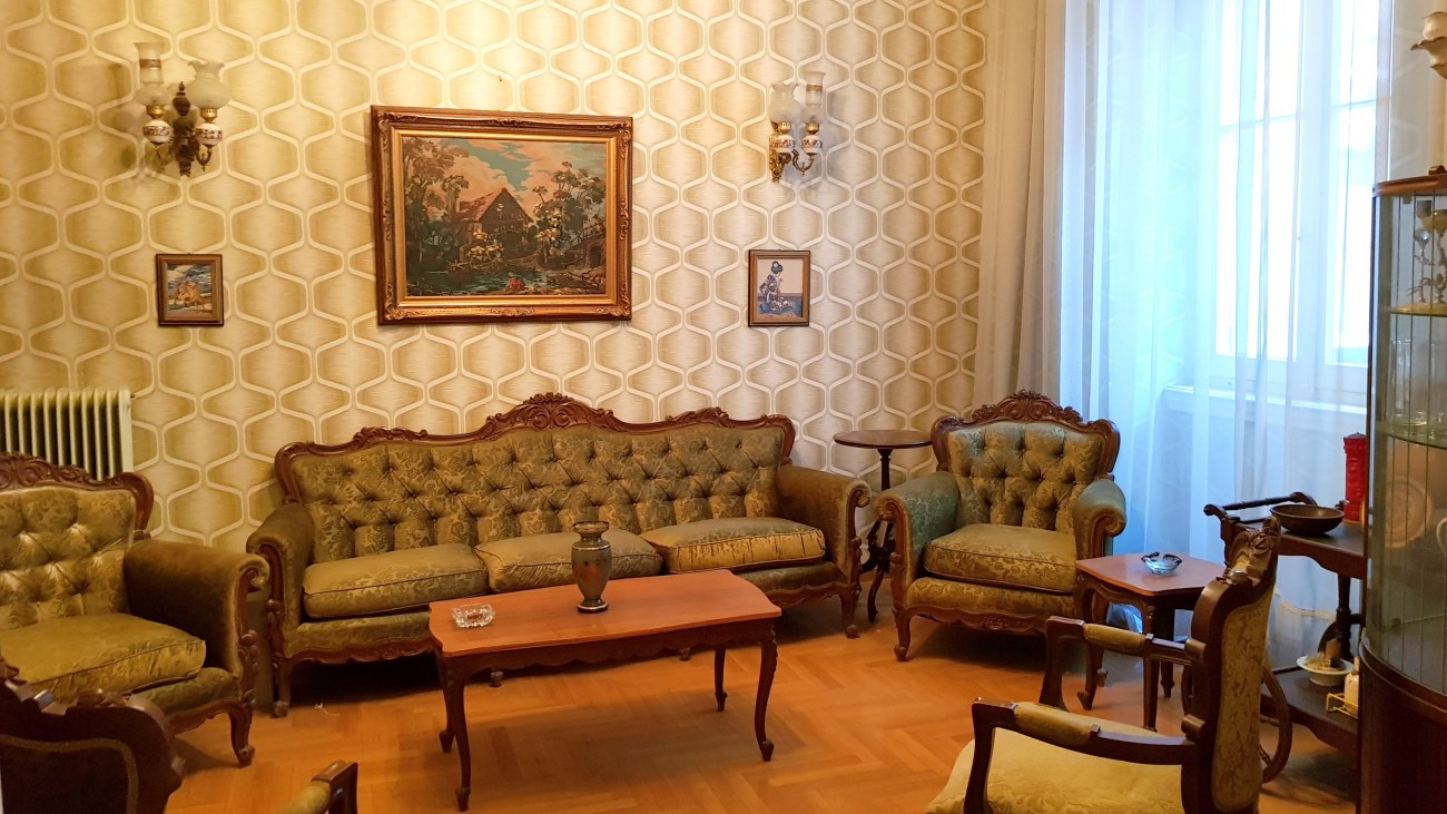 Listing photograph 5 of 12 of the apartment in Corfu Town, published by Roula Rouva Real Estate.