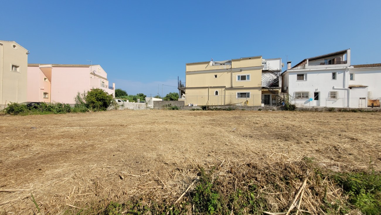 Listing photograph 4 of 4 of the land in Chrisiida, published by Roula Rouva Real Estate.