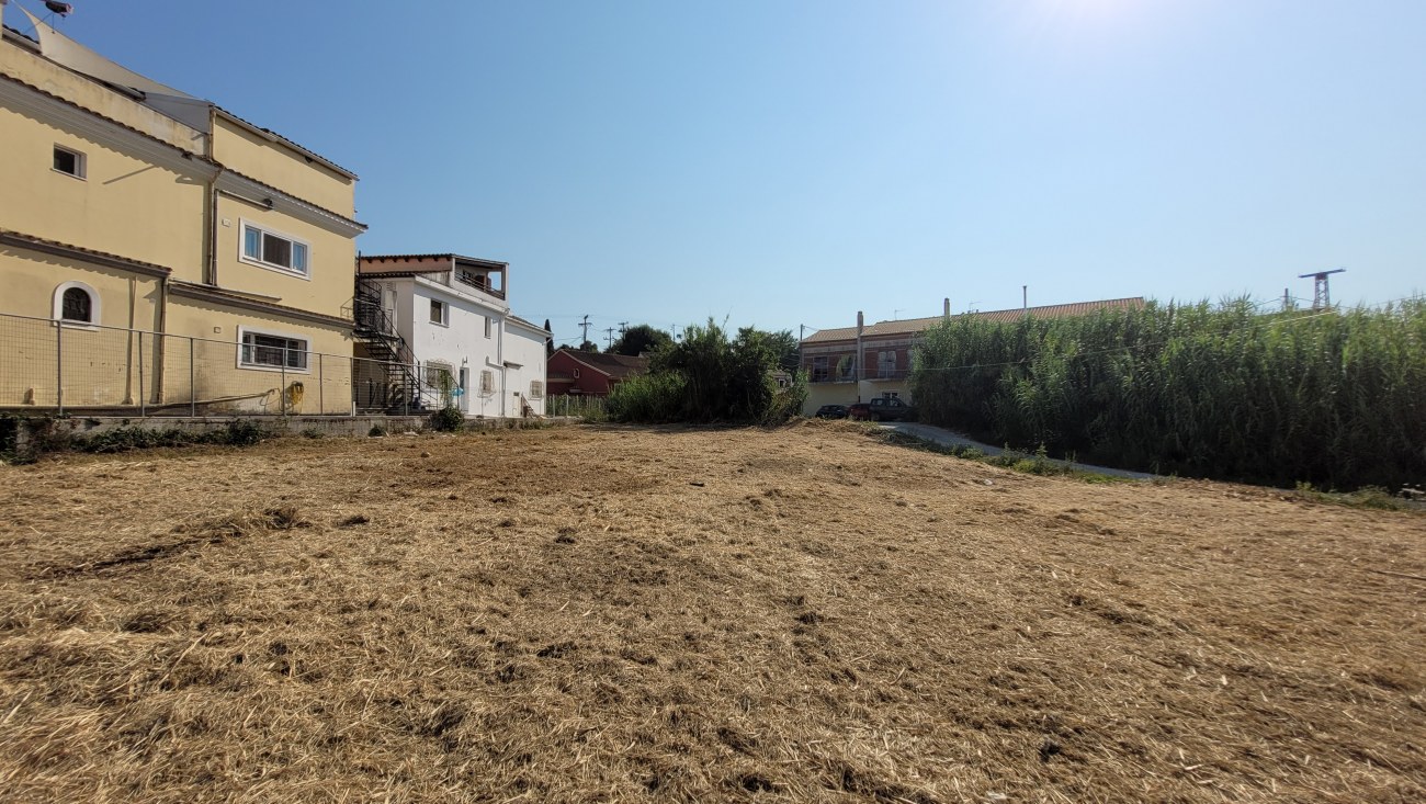 Listing photograph 2 of 4 of the land in Chrisiida, published by Roula Rouva Real Estate.